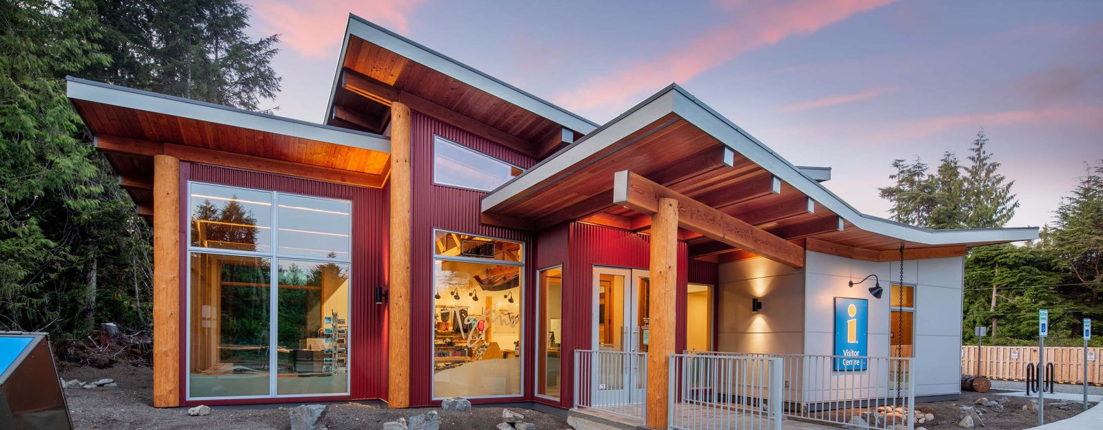 Tourism Tofino Centre