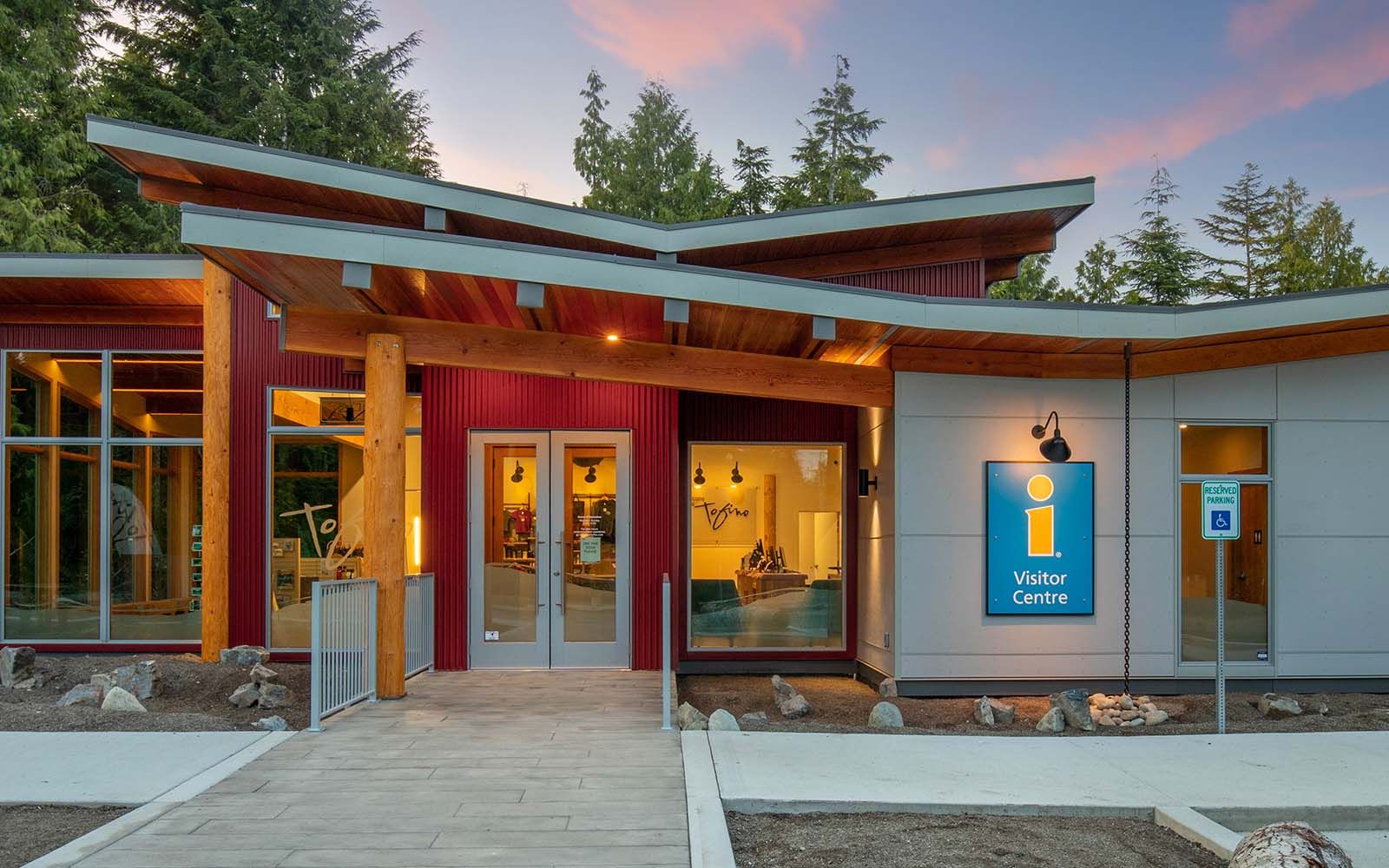 Tourism Tofino Centre